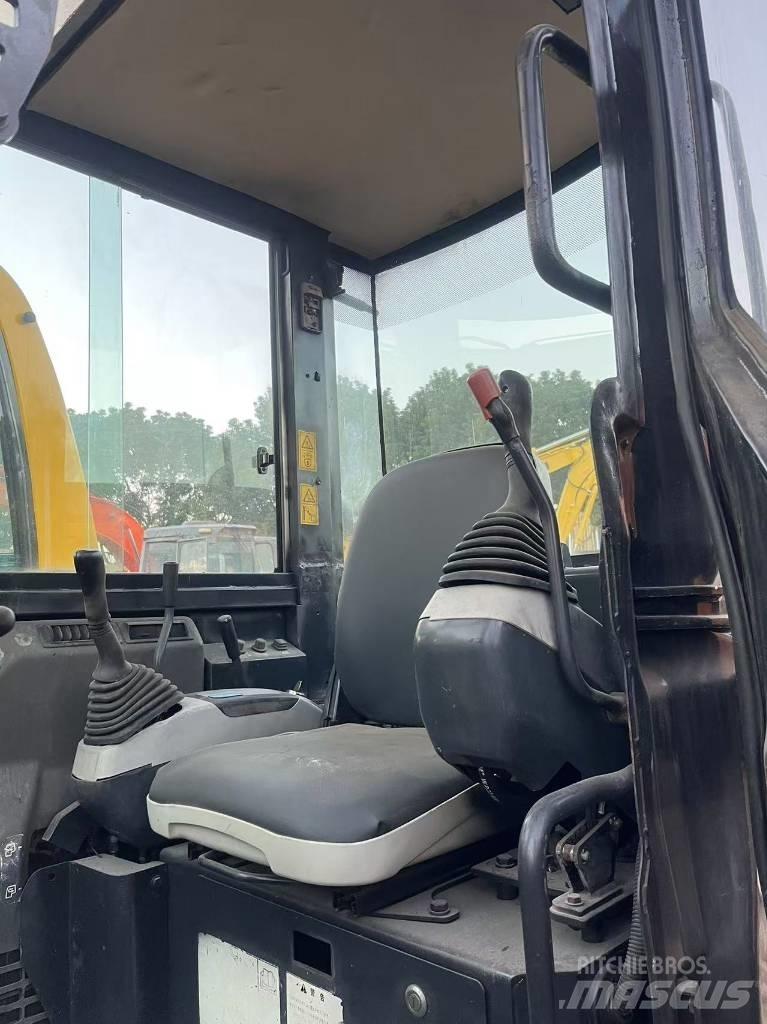 Komatsu PC 30 Gravemaskiner på larvebånd