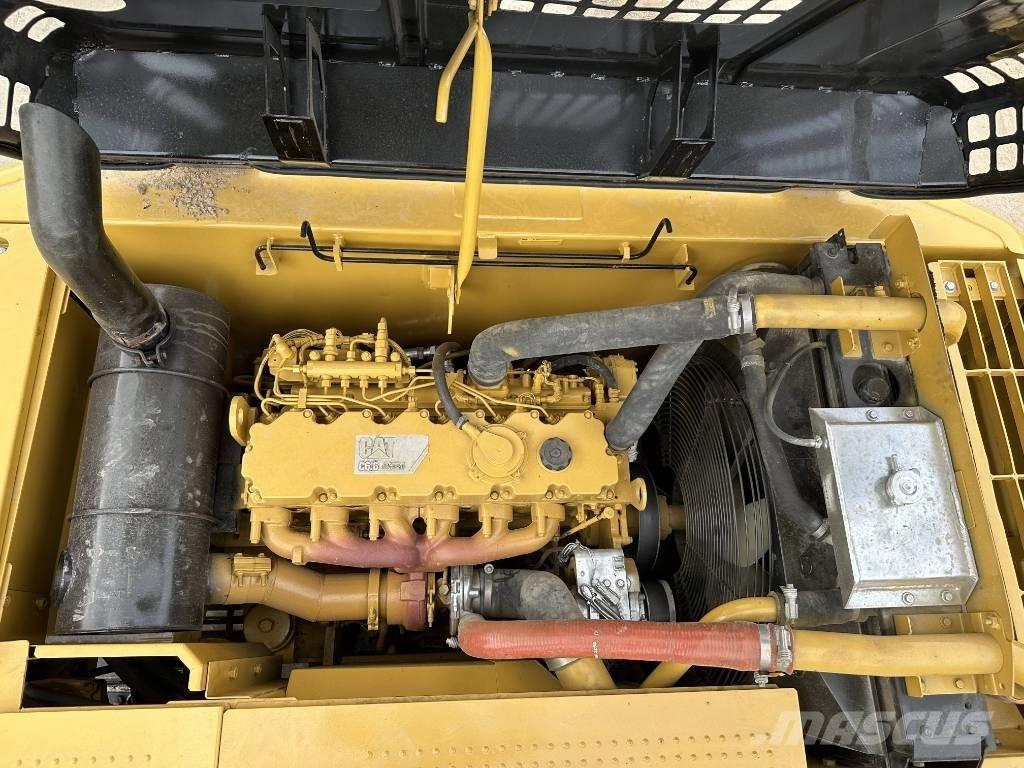 CAT 320 D Gravemaskiner på larvebånd