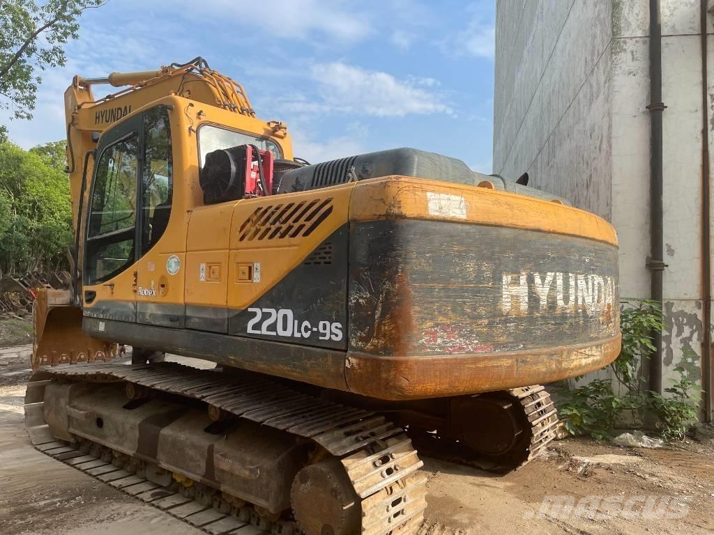 Hyundai 220LC-9S Gravemaskiner på larvebånd