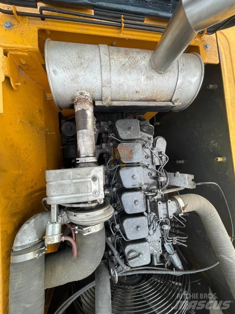 Hyundai 210W-9 Gravemaskiner på hjul