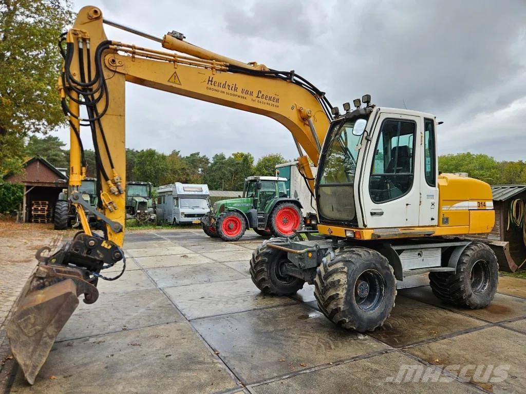 Liebherr A 314 Gravemaskiner på hjul