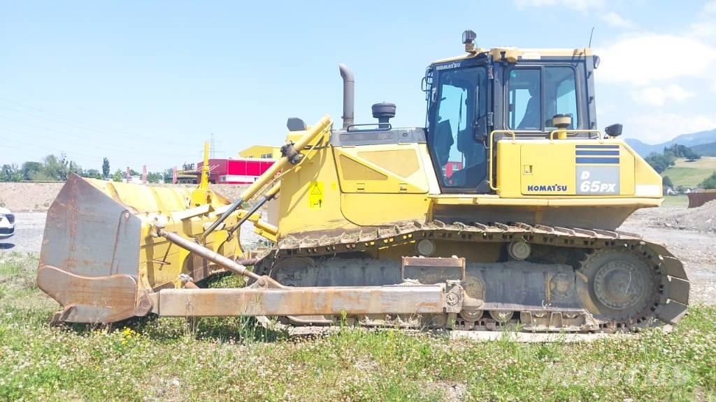 Komatsu D 65 PX-17 Bulldozer på larvebånd