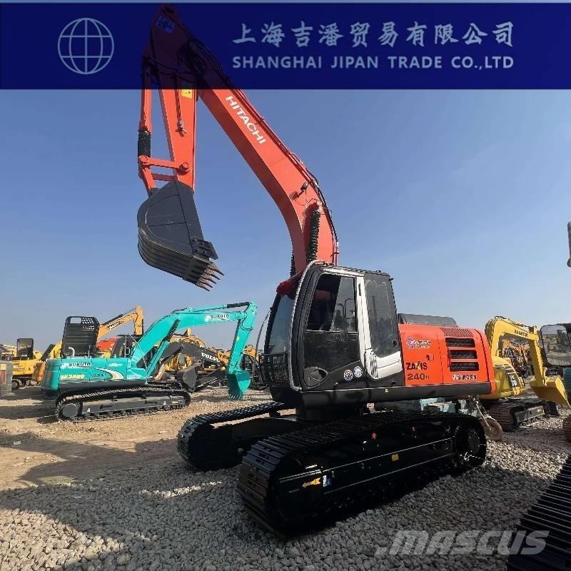 Hitachi ZX 240 Gravemaskiner på larvebånd