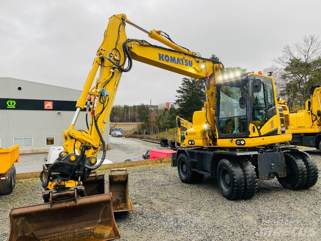 Komatsu PW148-11 Gravemaskiner på hjul