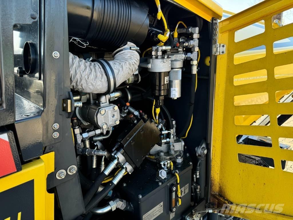 Bomag BF 300 C-2 Asfaltudlæggere