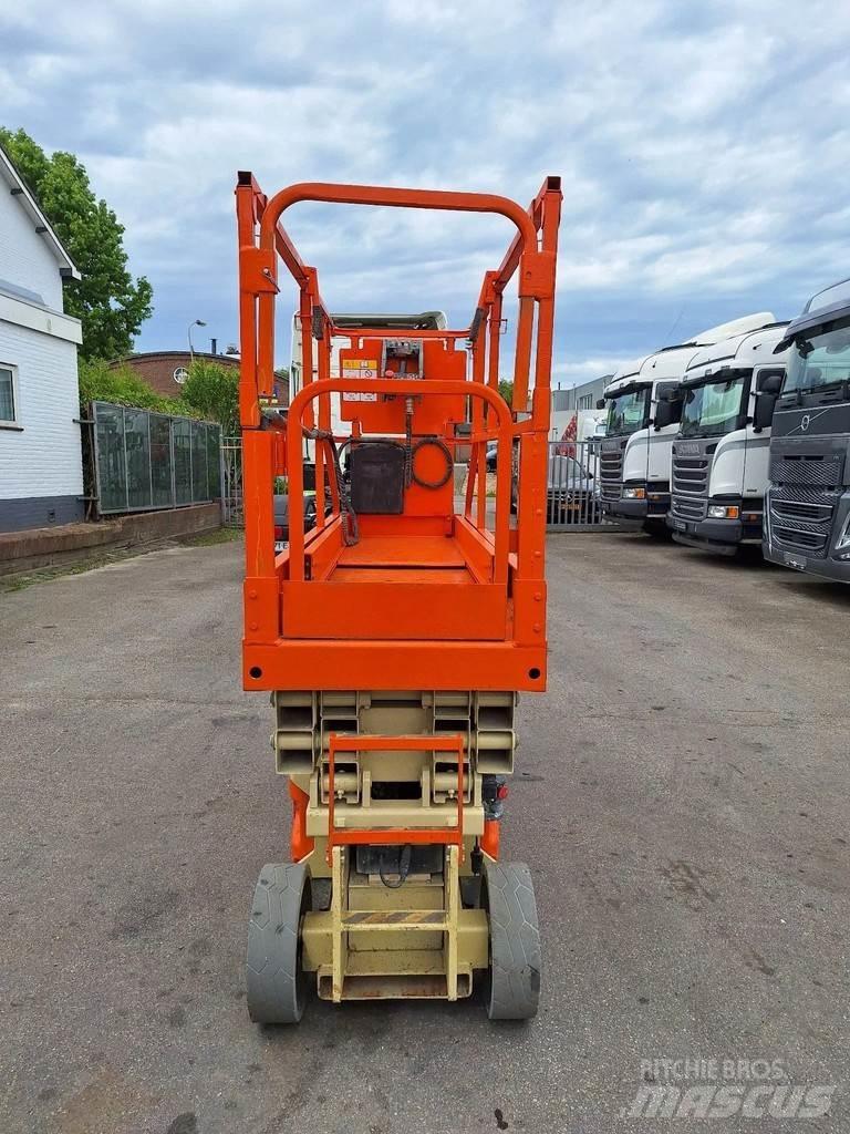 JLG 2030 ES Saxlifte