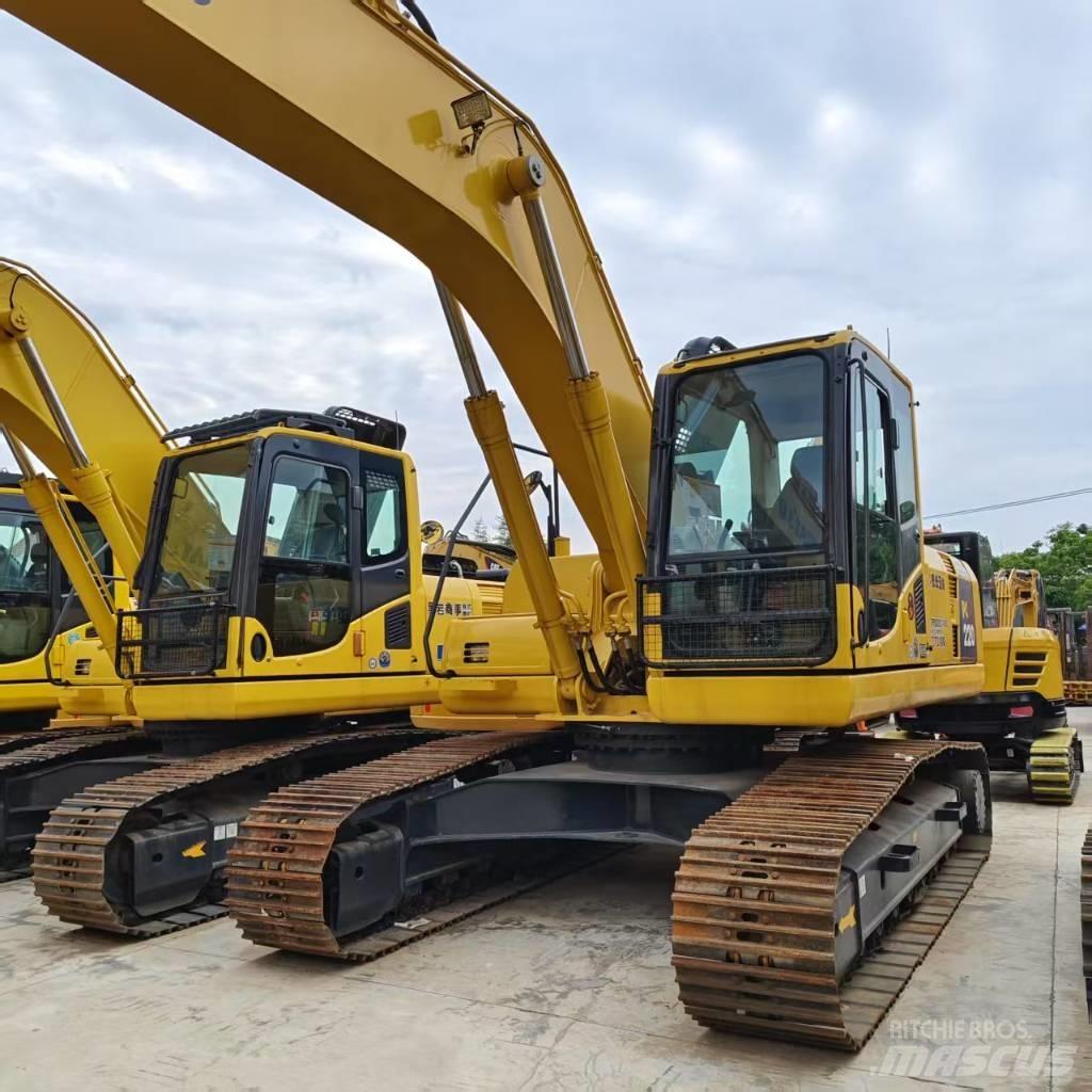 Komatsu PC 220-8 Gravemaskiner på larvebånd