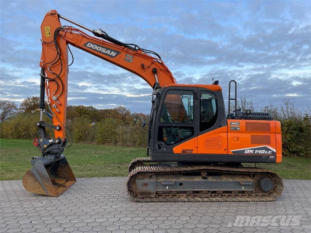 Doosan DX140LC-7 Gravemaskiner på larvebånd