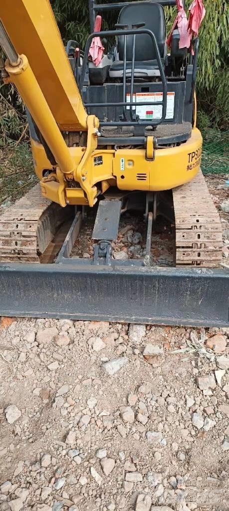 Komatsu PC35 Minigravemaskiner