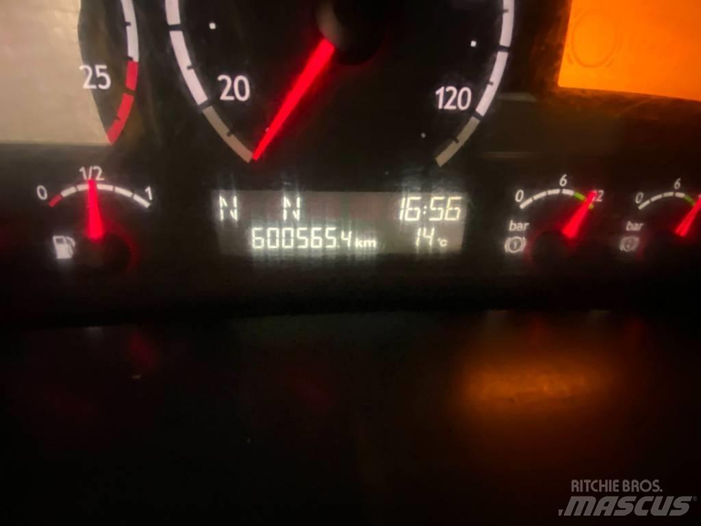 Scania P 380 Autotransportere / Knæklad