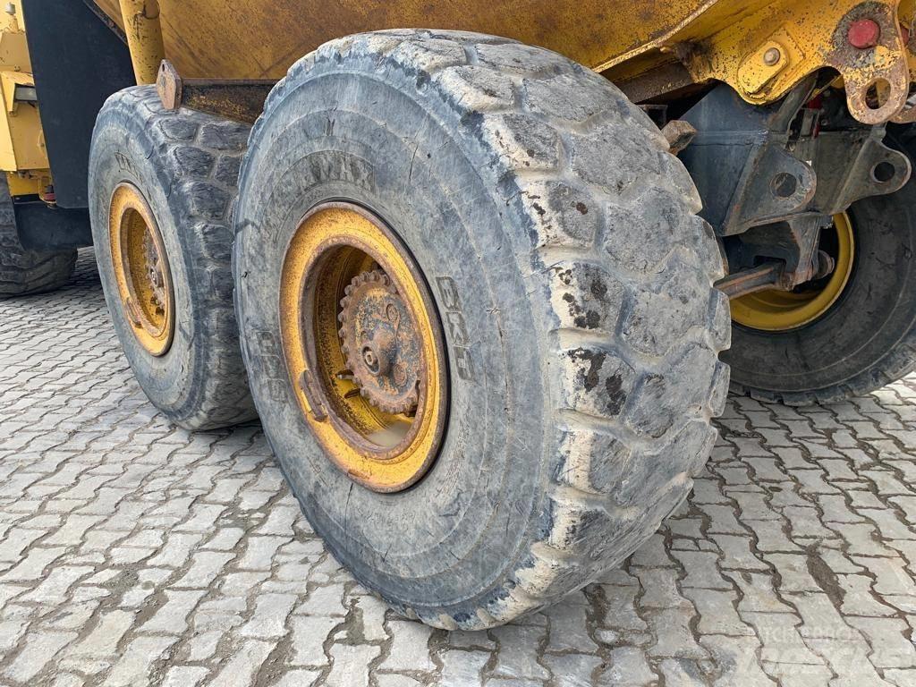 Komatsu HM 300-2 Terrængående lastbiler