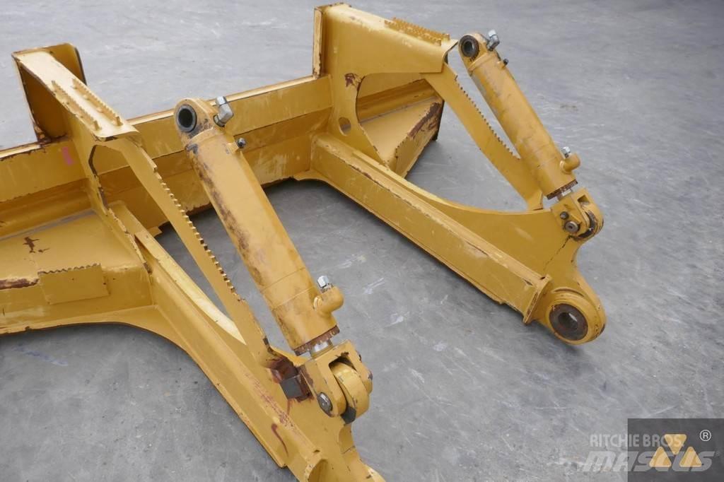 CAT Skidder blade Klinger
