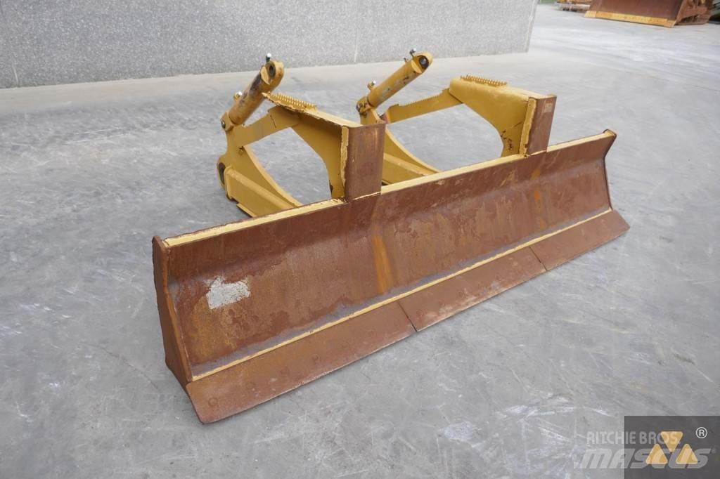CAT Skidder blade Klinger