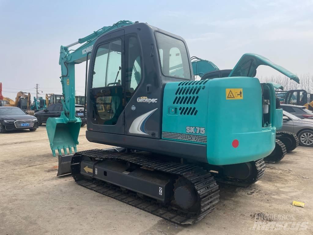 Kobelco SK 75 Minigravemaskiner
