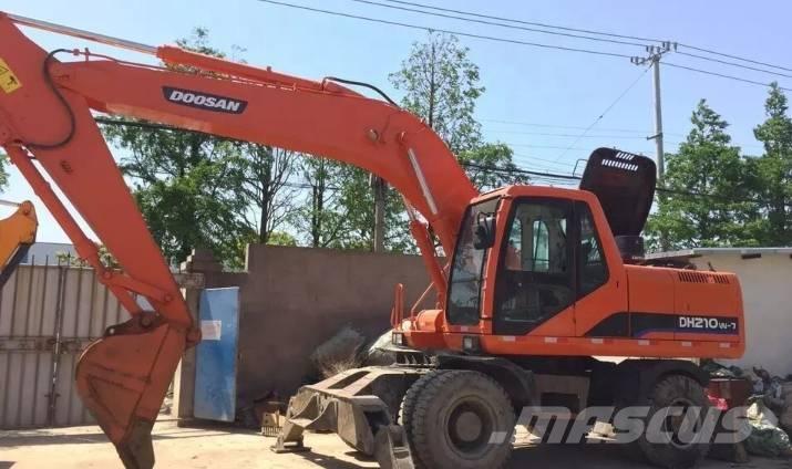Doosan DH210W Gravemaskiner på hjul