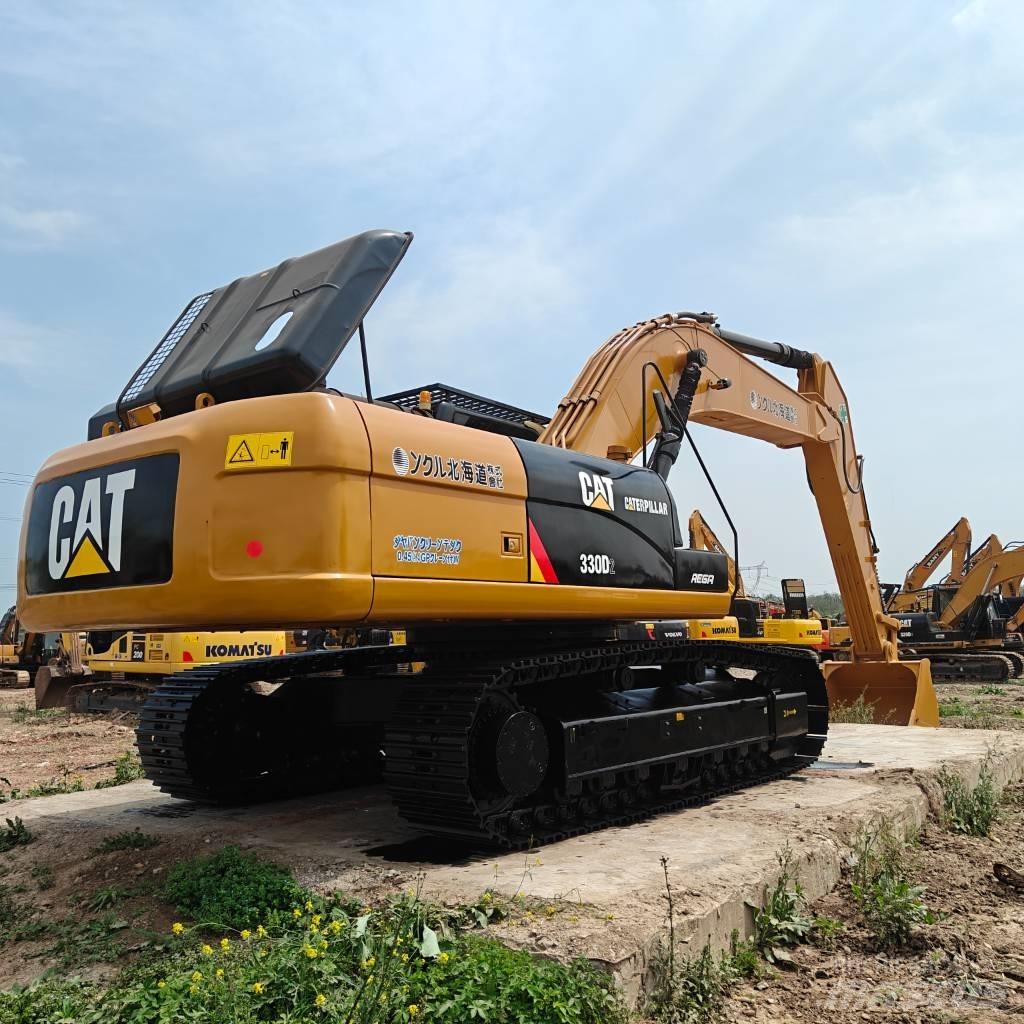 CAT 330D2 Gravemaskiner på larvebånd