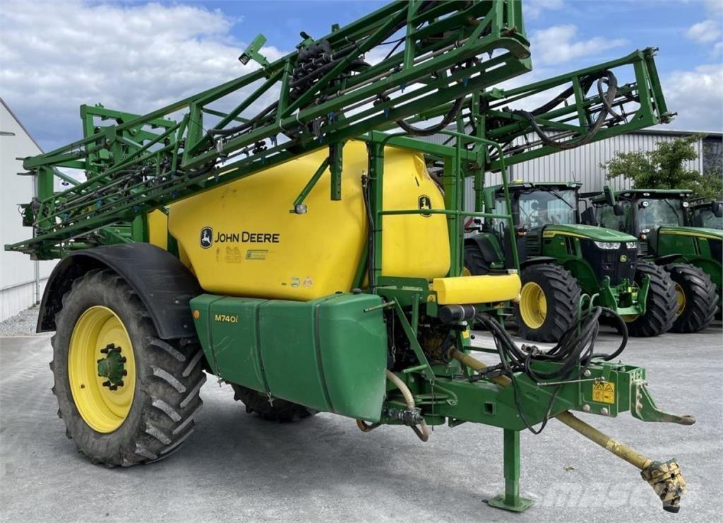 John Deere M 740 i Trailersprøjter