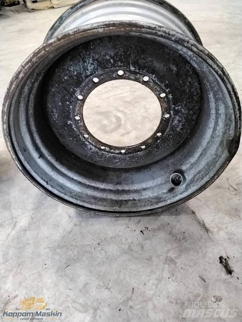 Valmet 901 20x34 Dæk, hjul og fælge
