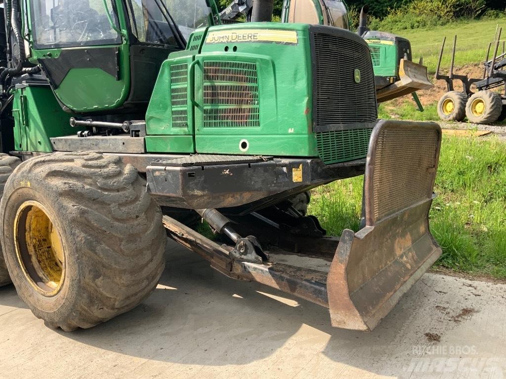 John Deere 1510 E Udkørselsmaskiner