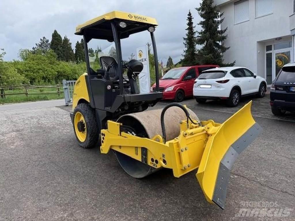 Bomag 124 DH-5 Enkelt tromle