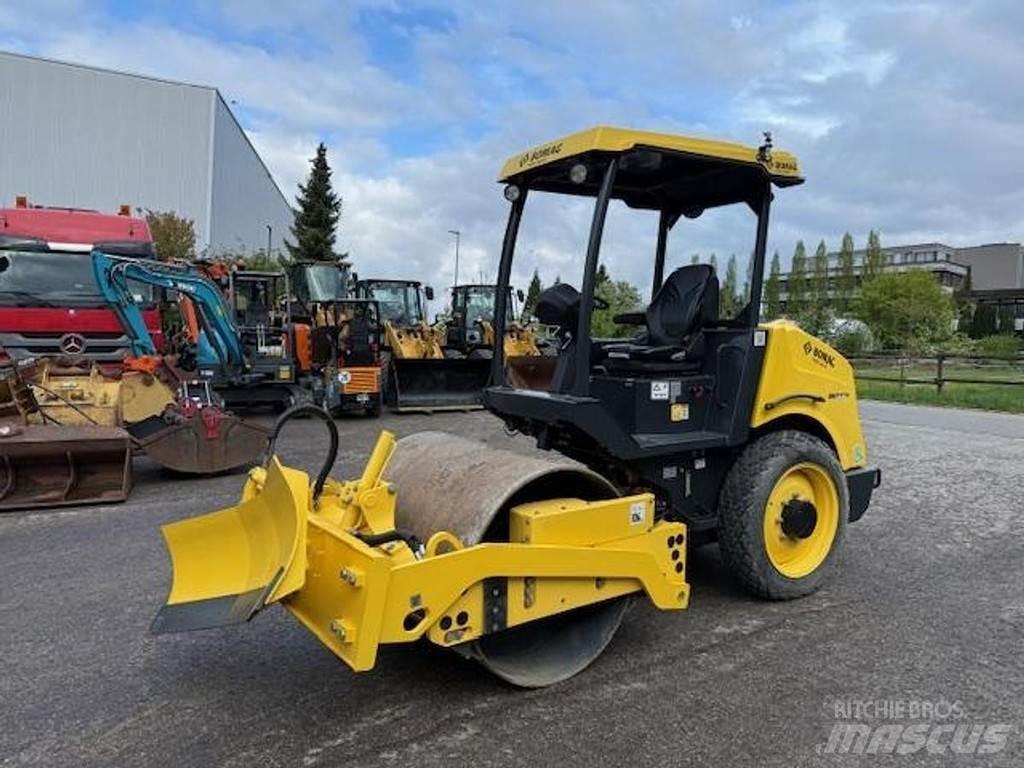 Bomag 124 DH-5 Enkelt tromle