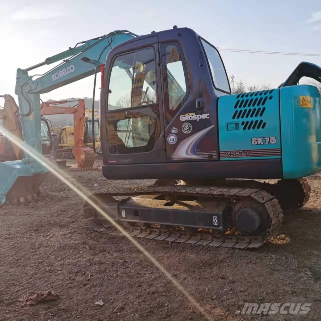 Kobelco SK75-8 Midi-gravemaskiner 7t - 12t