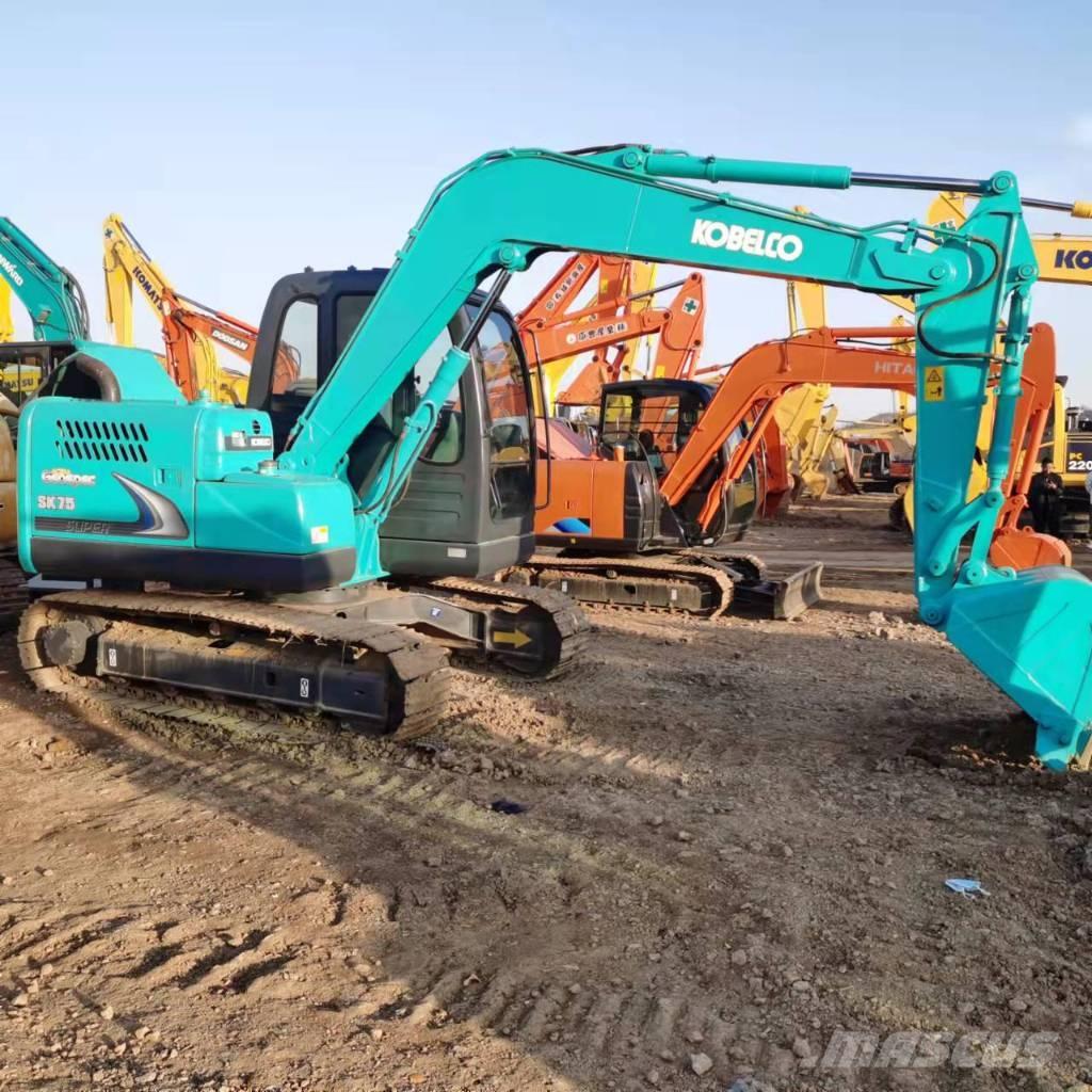 Kobelco SK75-8 Midi-gravemaskiner 7t - 12t