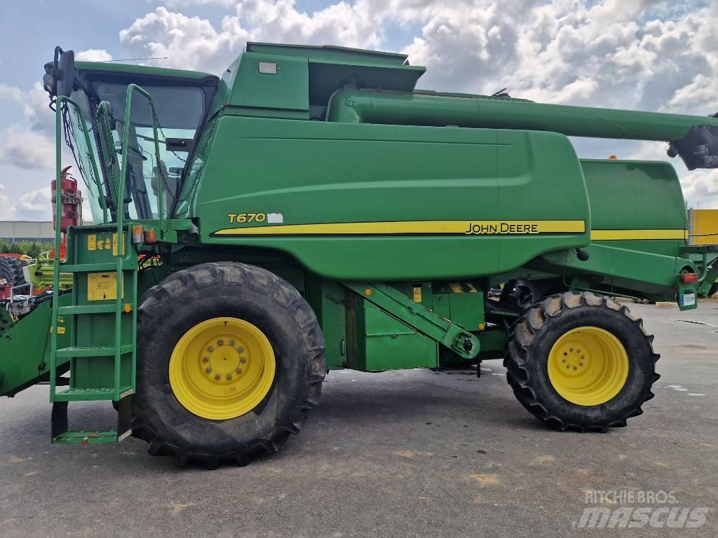 John Deere T670 Mejetærskere