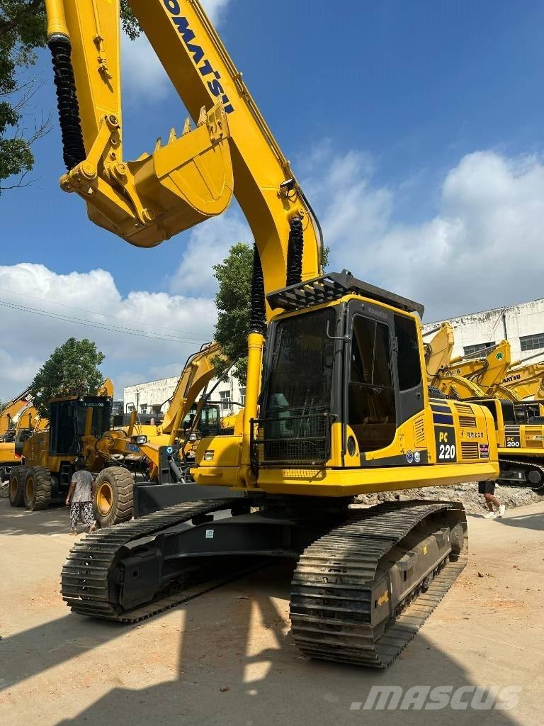 Komatsu PC220-8 Midi-gravemaskiner 7t - 12t