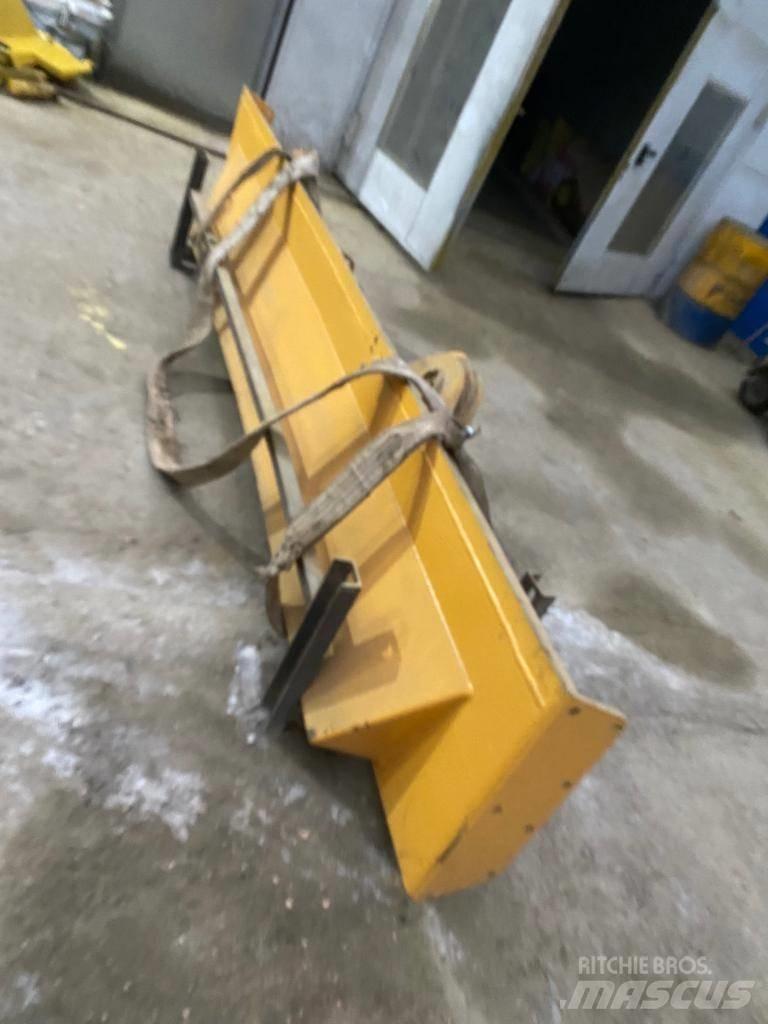 Volvo A 40 F Bagklapper