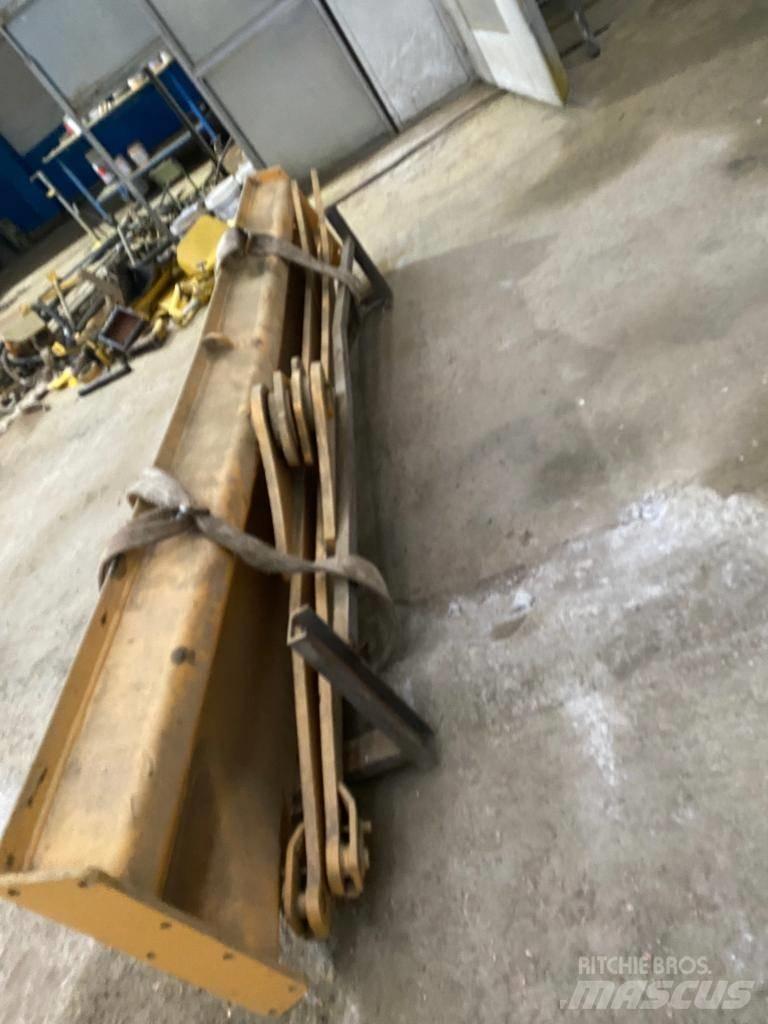 Volvo A 40 F Bagklapper