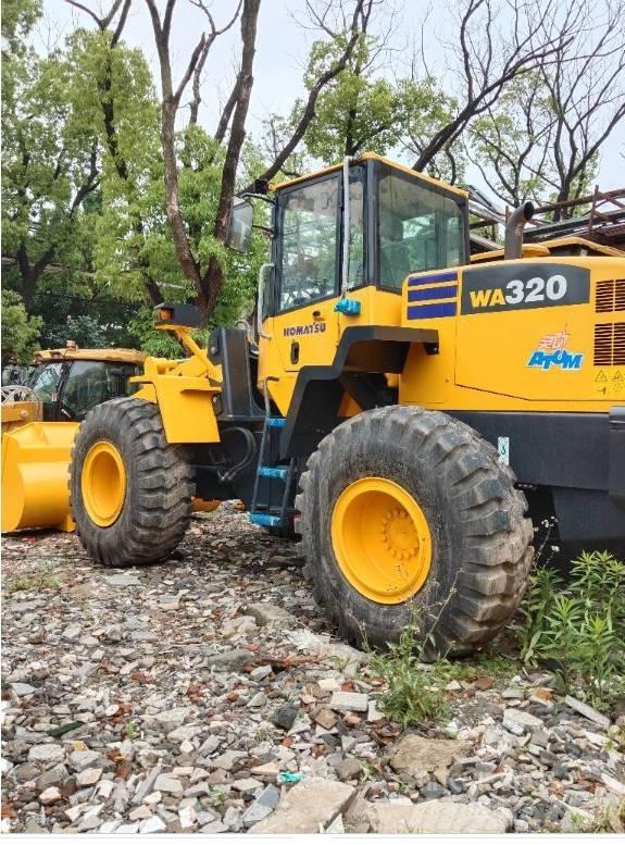 Komatsu WA 320-5 Læssemaskiner på hjul