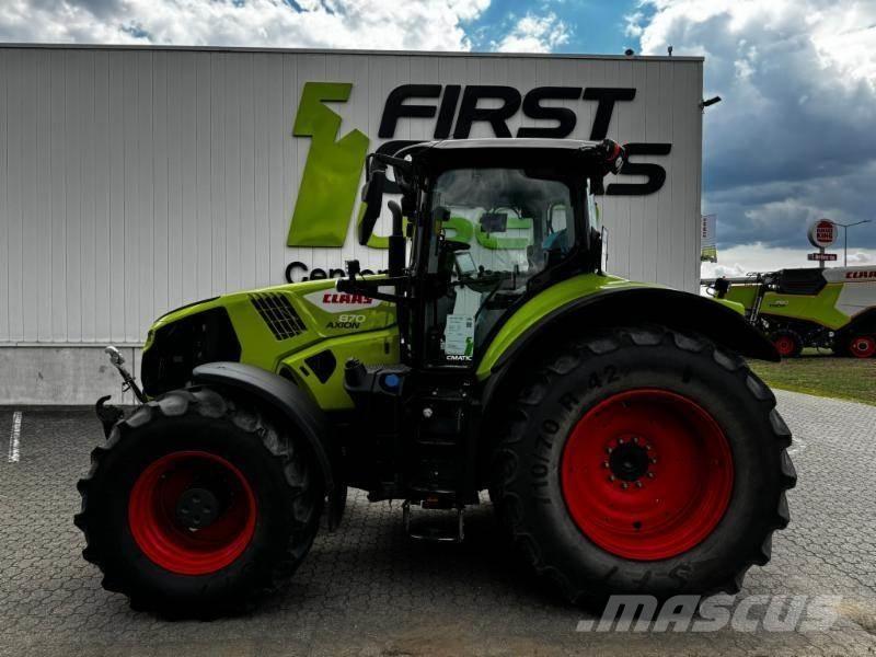 CLAAS AXION 870 Traktorer