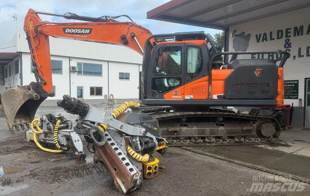 Doosan DX 235 Gravemaskiner til skovbrug
