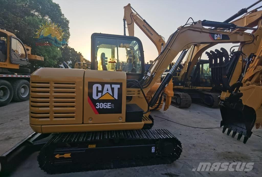 CAT 306E2 Gravemaskiner på larvebånd