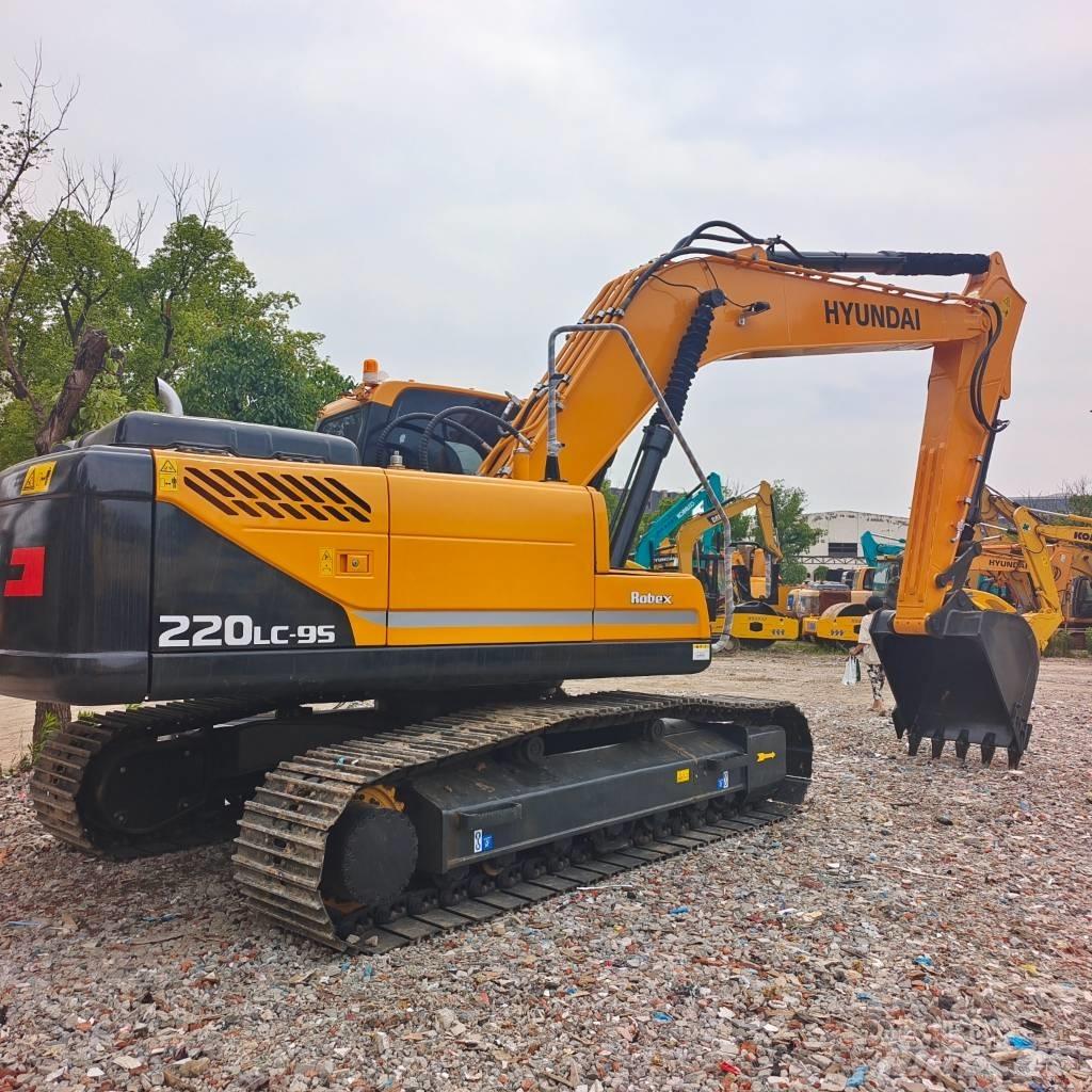 Hyundai 220LC-9 Gravemaskiner på larvebånd