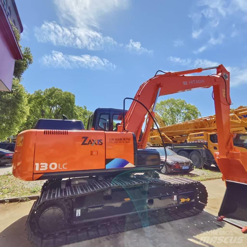 Hitachi ZX 130 Gravemaskiner på larvebånd