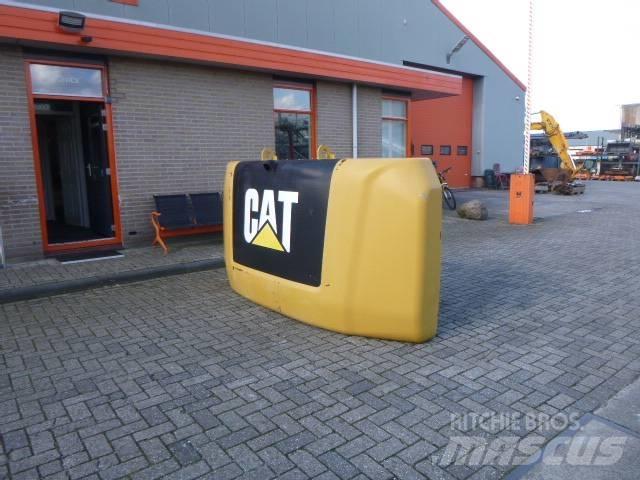 CAT 336 F L Chassis og suspension