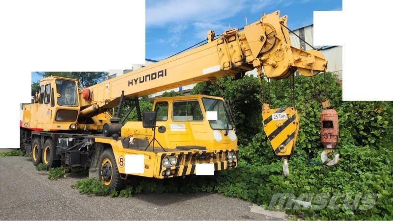 Hyundai HC 25 Kraner på larvebånd