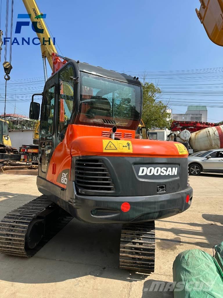 Doosan DX 60-9 C Gravemaskiner på larvebånd