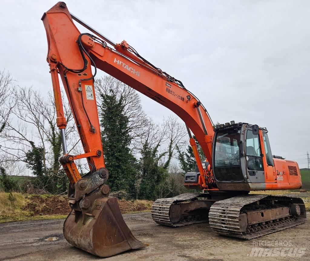 Hitachi ZX 200-1 A/C Gravemaskiner på larvebånd