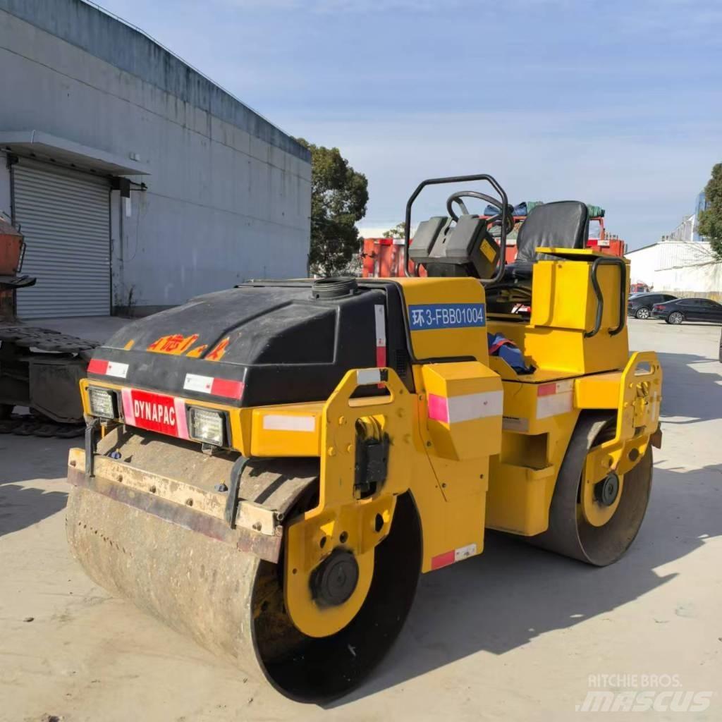 Dynapac CC 142 Tvilling tromle