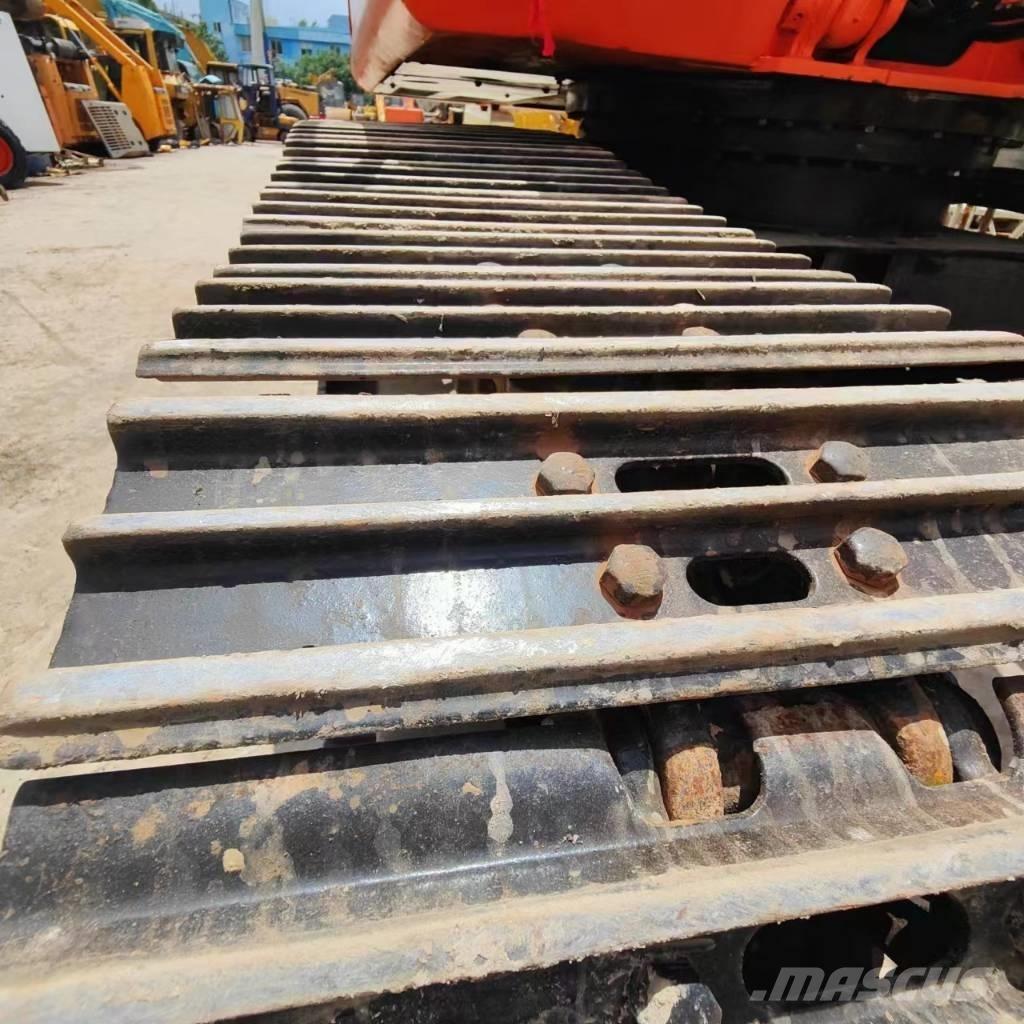 Hitachi ZAXIS 200-3G Gravemaskiner på larvebånd