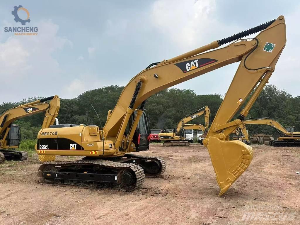 CAT 325 CL Gravemaskiner på larvebånd
