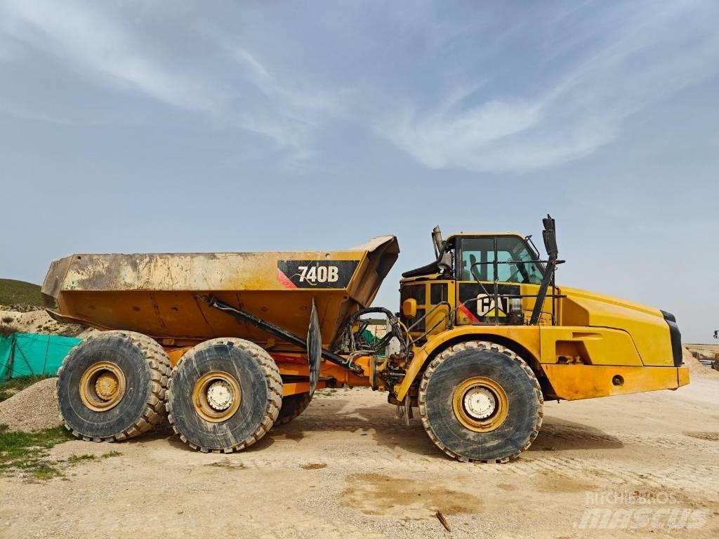 CAT 740B Terrængående lastbiler