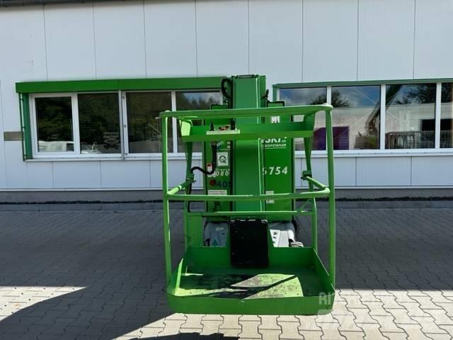 Haulotte Star 10 Kompakte selvkørende bomlifte