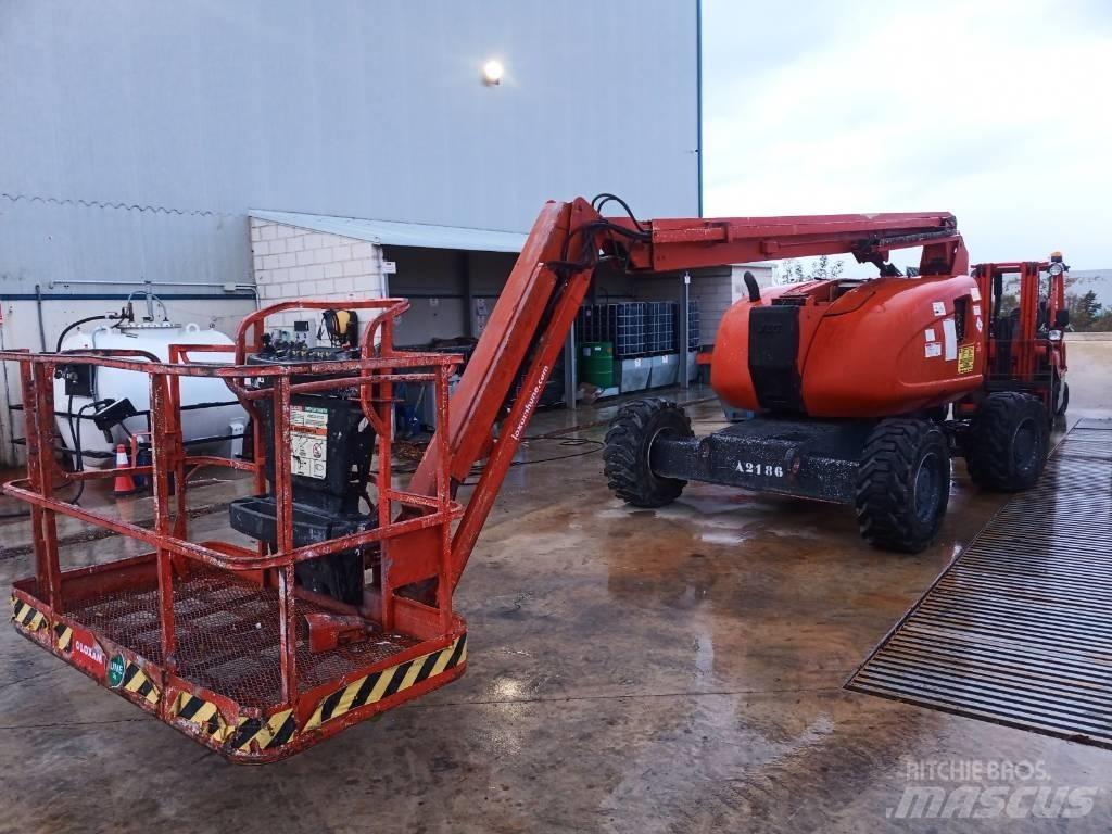 JLG 600 AJ Bomlifte med knækarm