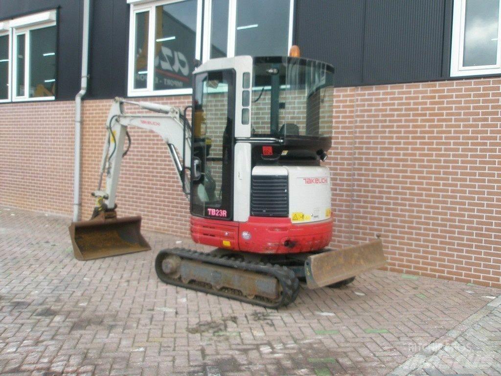 Takeuchi TB23R Minigravemaskiner