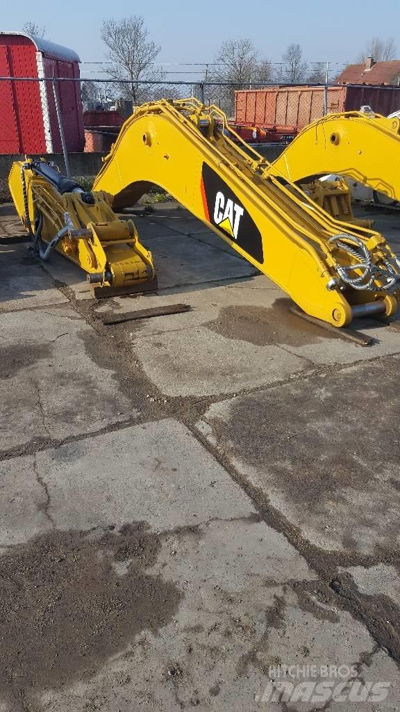 CAT 320D Arm Gravarme