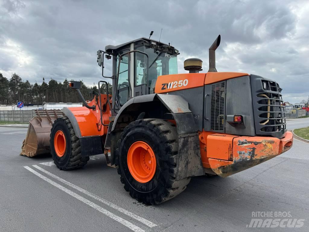 Hitachi ZW 250 Læssemaskiner på hjul